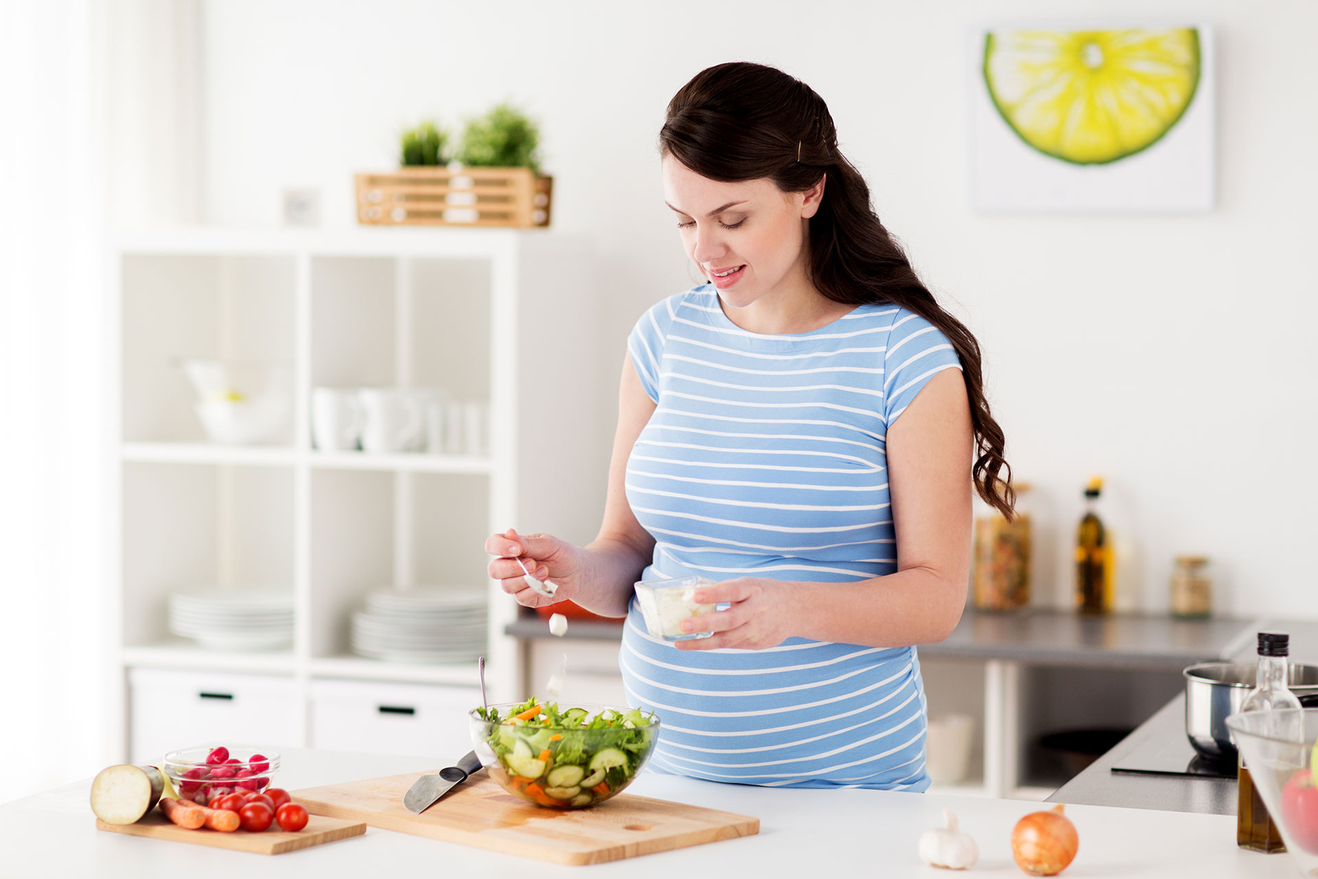 Membuka Kunci Kesehatan Kehamilan: Memperkenalkan Layanan Nutrisi SereneBites dengan Dr. Ava Nutrifit